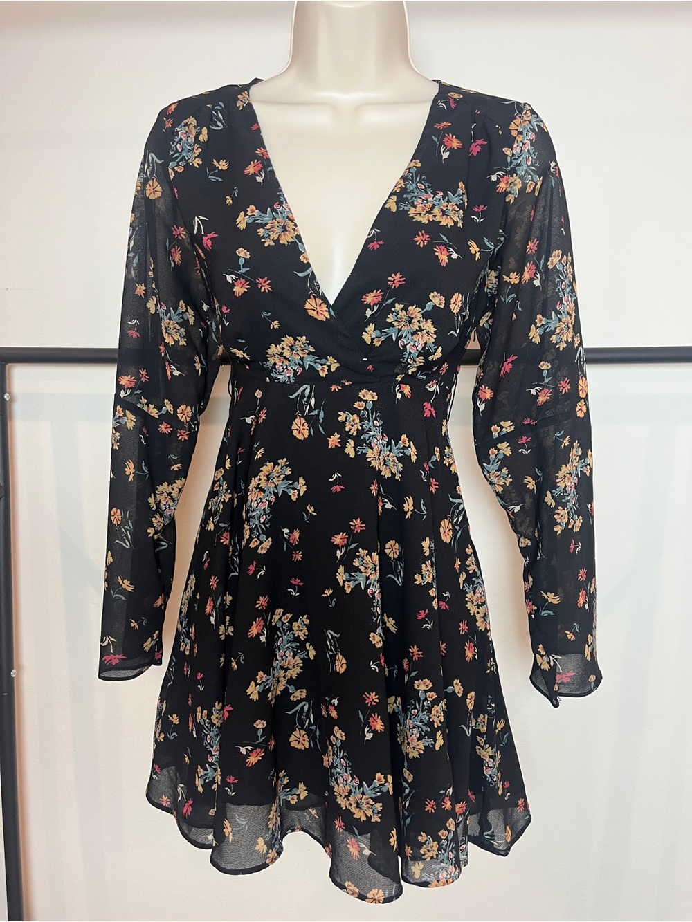Free People XS Black Floral Long Sleeve Mini Dress Whimsigoth Boho Fairy Cottage